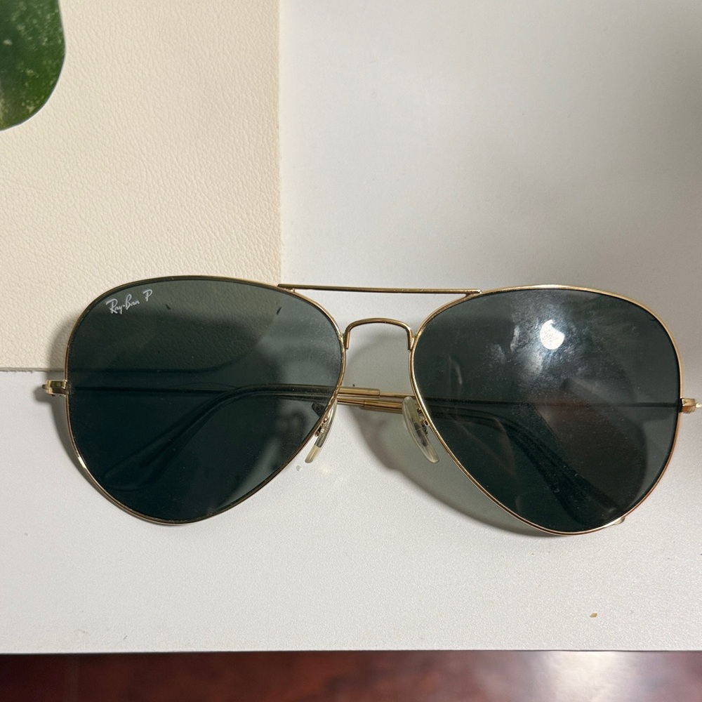 Ray-Ban Gold Frame Aviator Sunglasses